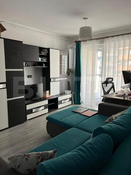 Apartament cu 2 camere semidecomandat, mobilat în Sopor