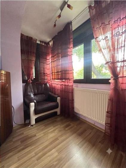 Apartament cu 2 camere decomandat în Aeroport