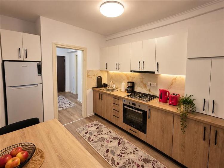 Apartament cu 2 camere decomandat, mobilat în Rulmentul