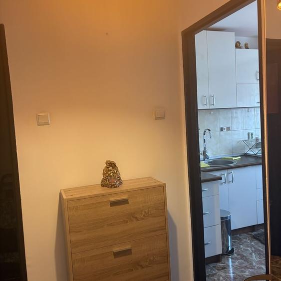 Apartament cu 2 camere semidecomandat în Exterior Vest