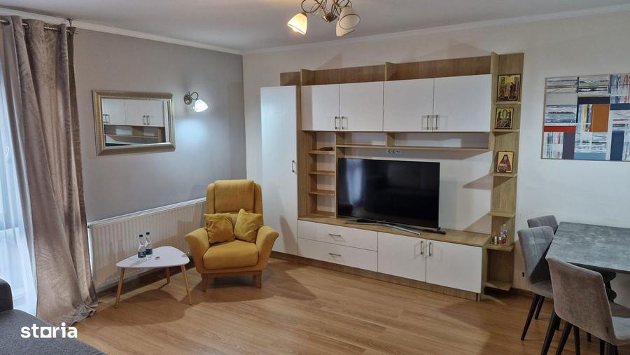 Apartament cu 2 camere decomandat, mobilat în Central