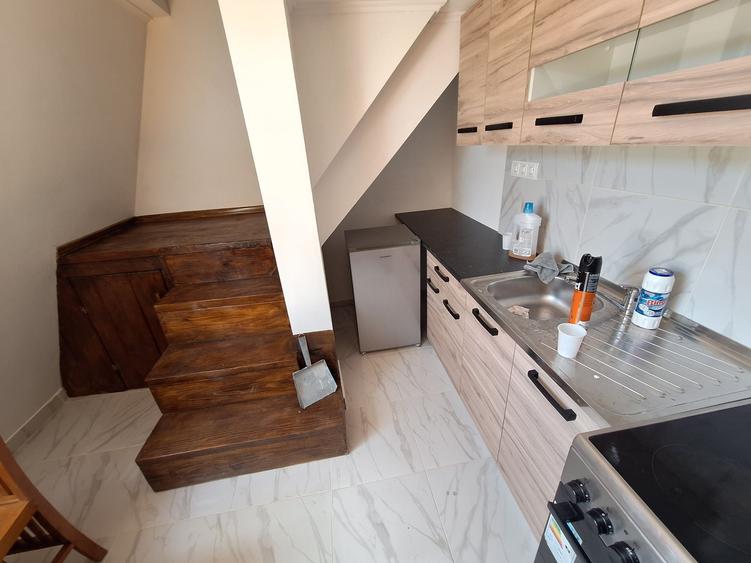 Apartament cu 2 camere nedecomandat în Central