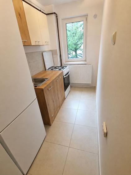 Apartament cu 2 camere decomandat în 9 Mai