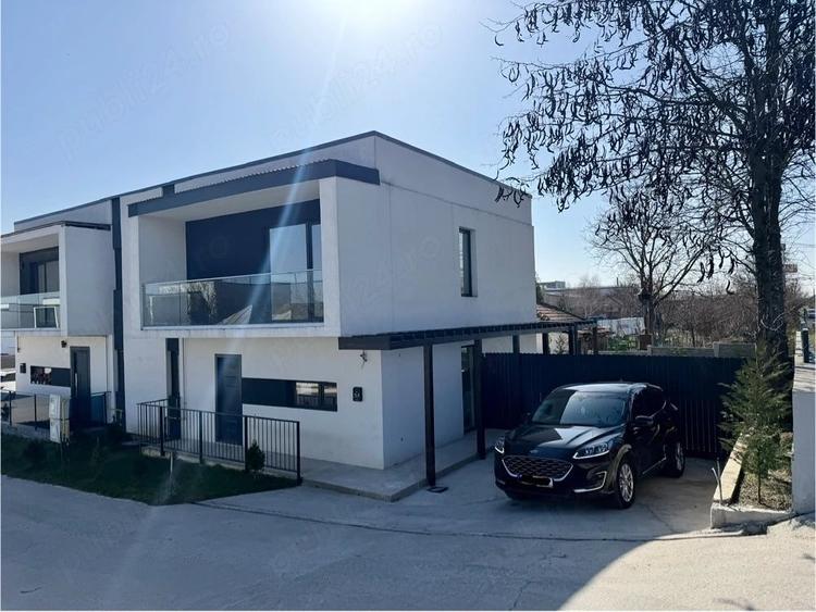 Casă cu 4 camere cu Teren 220 Mp în Central