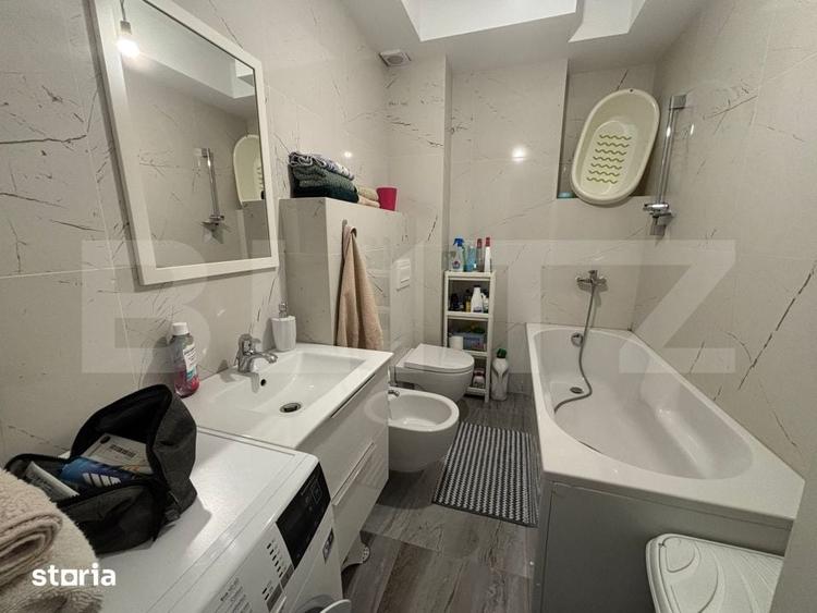 Apartament cu 3 camere decomandat în Ciurea