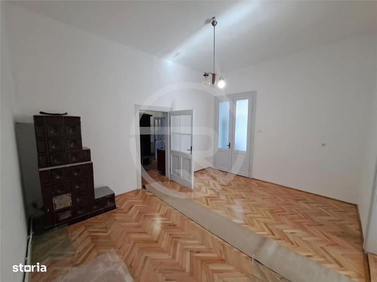 Apartament cu 4 camere, mobilat în Gruia