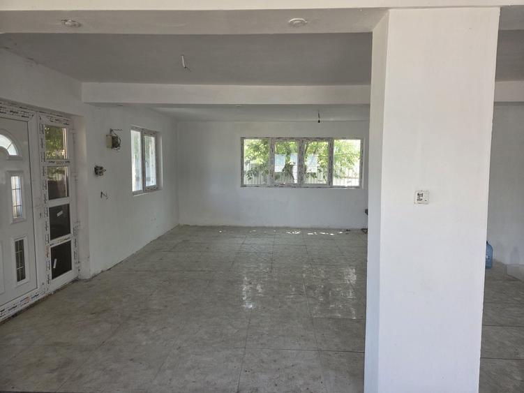 Casă cu 4 camere în Jilava