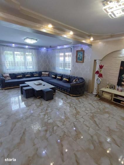 Casă cu 3 camere în Central