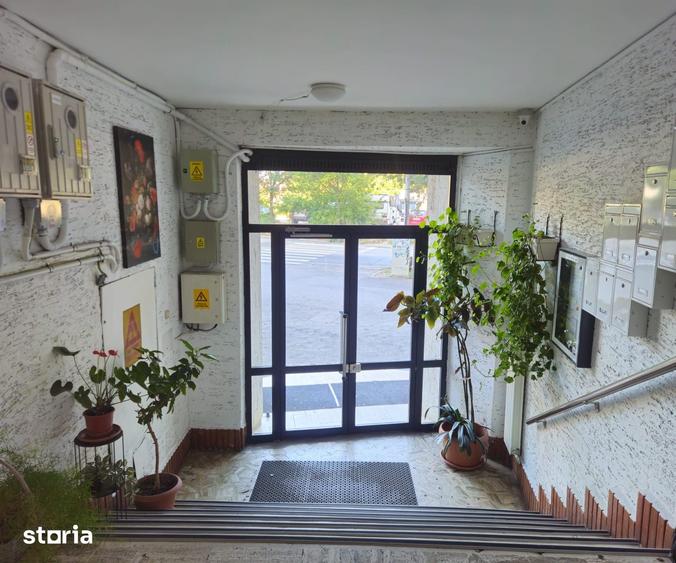 Apartament cu 3 camere în 13 Septembrie