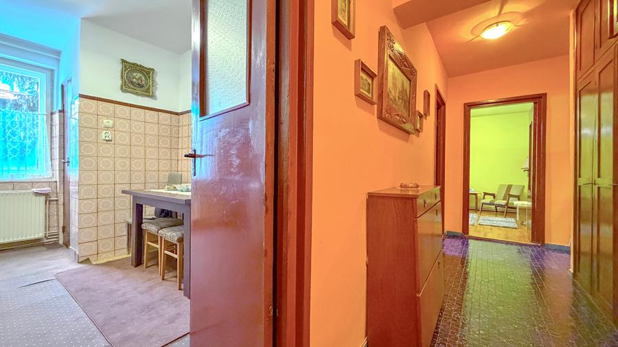 Apartament cu 3 camere decomandat, mobilat în Băile Tușnad