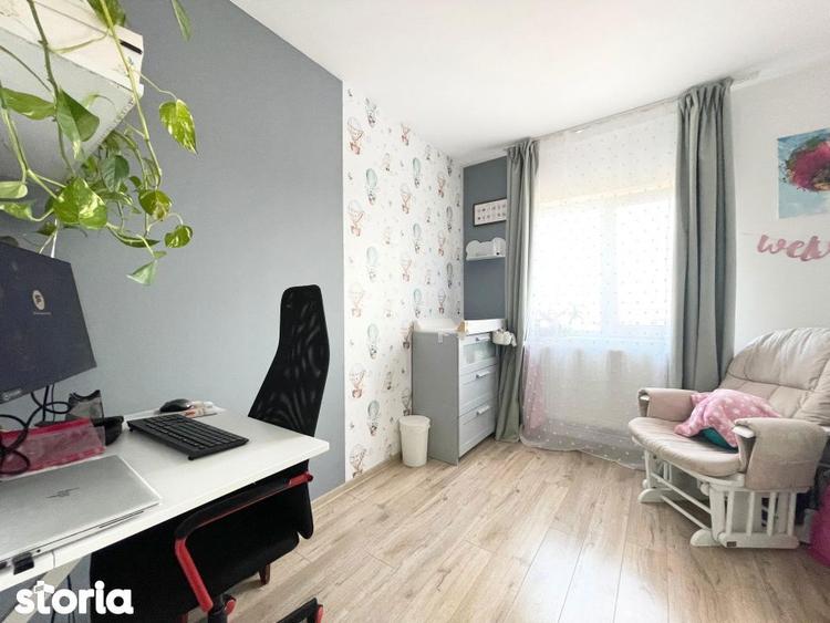 Apartament cu 3 camere semidecomandat, mobilat în Girocului