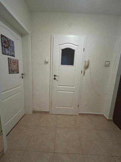 Apartament cu 2 camere semidecomandat în Iancului