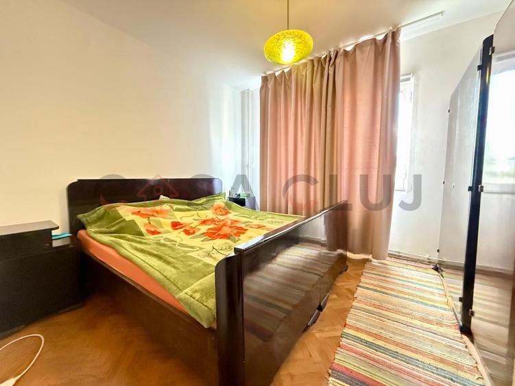 Apartament cu 4 camere semidecomandat, mobilat în Mănăștur
