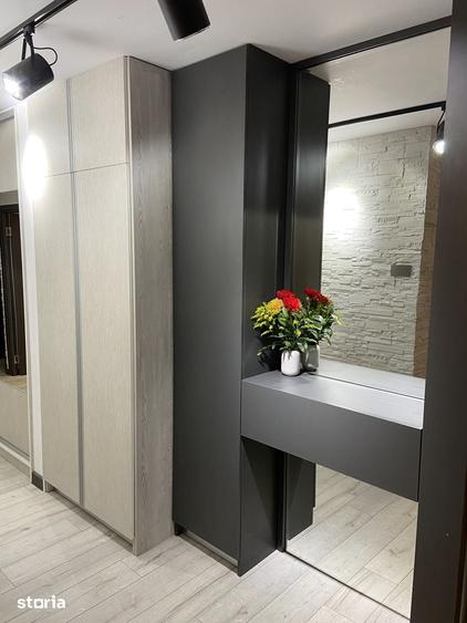 Apartament cu 3 camere în Orașul Nou