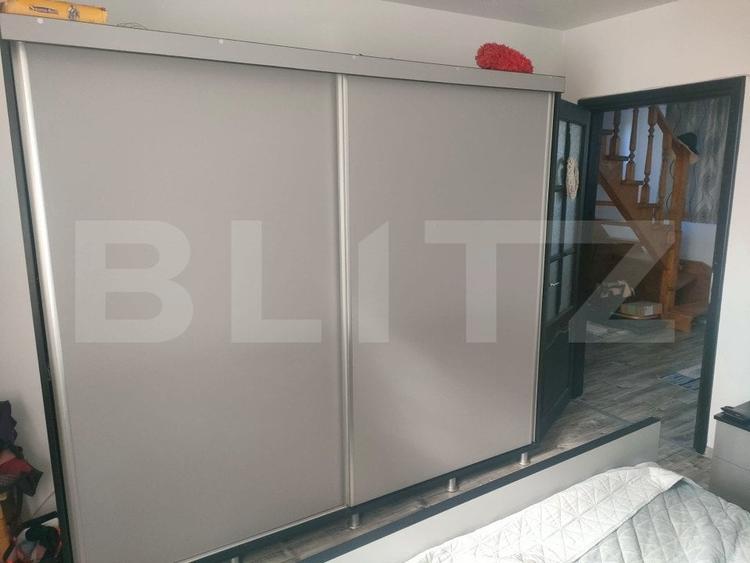 Casă individuală cu 4 camere cu Teren 388 Mp în Siret