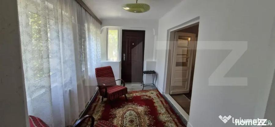 Casă cu 3 camere cu Teren 1150 Mp în Central