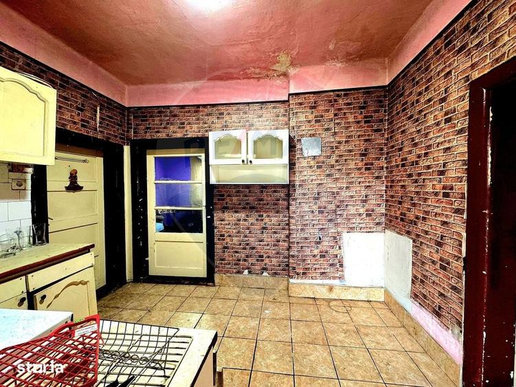 Casă cu 3 camere în Nădab