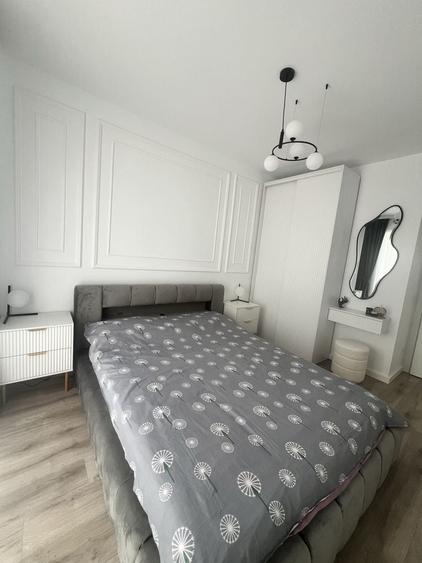 Apartament cu 2 camere decomandat în Exterior Vest