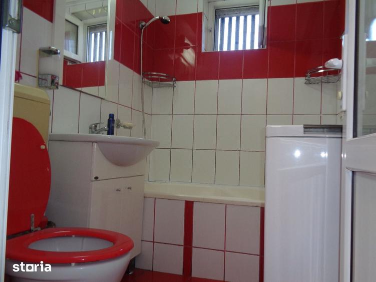 Apartament cu 2 camere decomandat în Grădiște