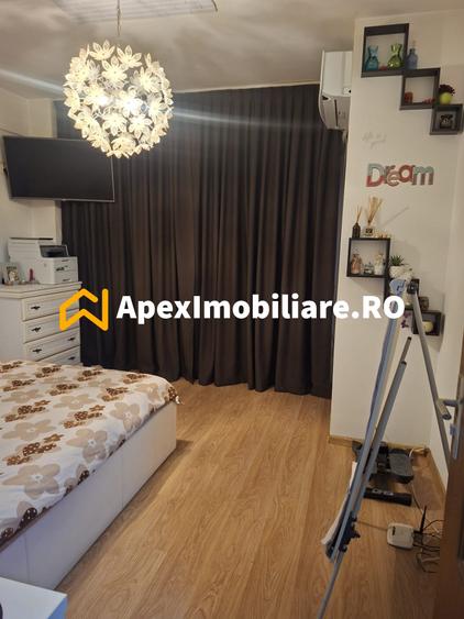 Garsonieră decomandată, mobilată în Berceni