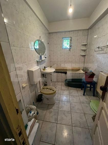 Casă cu 4 camere în Vânători