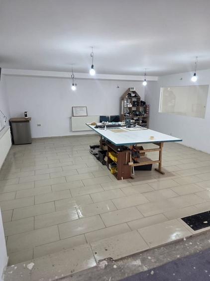 Spațiu comercial, de 82 mp, în Țiglina 1