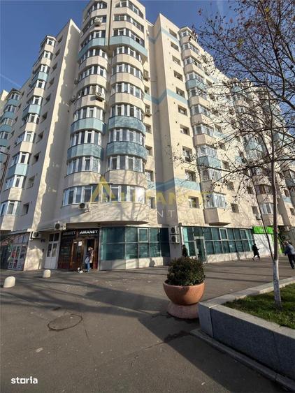 Apartament cu 3 camere decomandat în Apărătorii Patriei