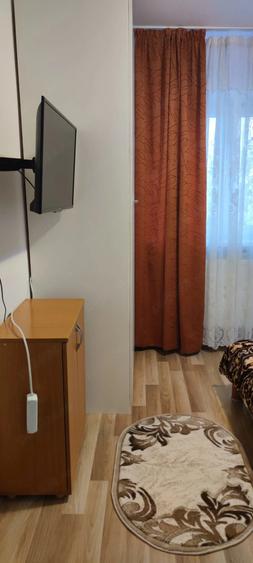 Apartament cu 2 camere semidecomandat în Păcii