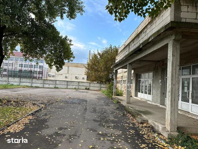 De inchiriat spatiu 2600 mp(parter si etaj) - 11