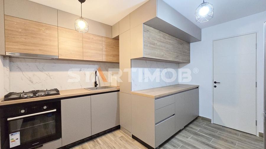 Apartament cu 3 camere decomandat, mobilat în Vlahuță