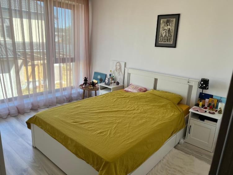 Casă cu 5 camere cu Canalizare în Central