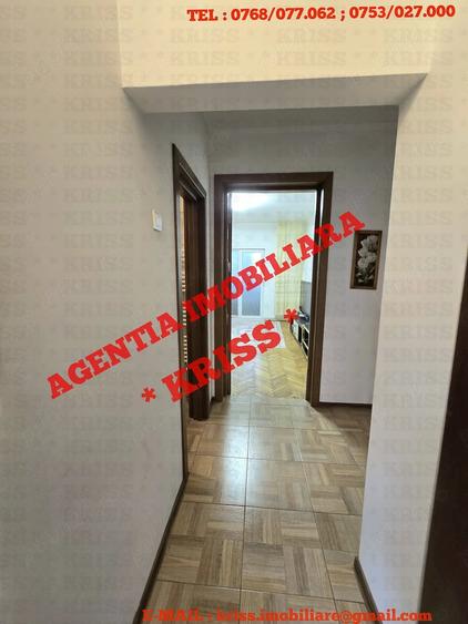 Apartament cu 3 camere decomandat în Exercițiu