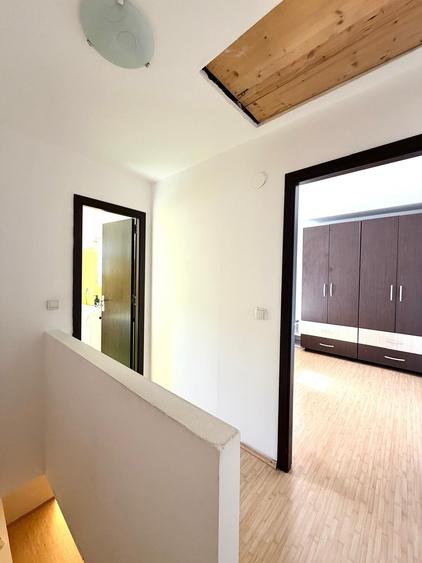 Apartament cu 2 camere decomandat în Titan