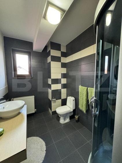 Casă individuală cu 4 camere cu Canalizare în Exterior Vest