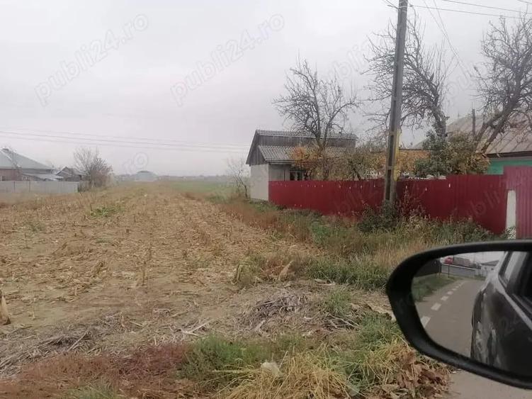 Teren în Tețcani