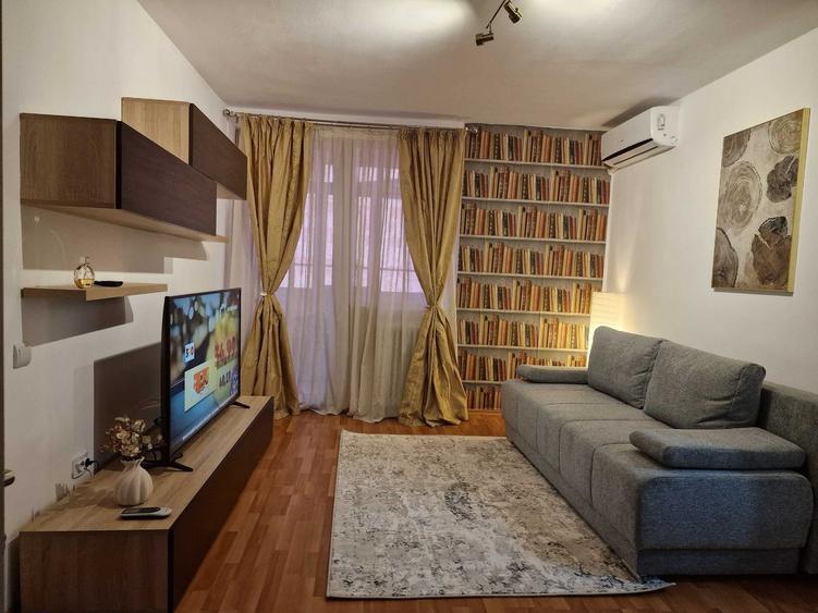 Apartament cu 2 camere semidecomandat, mobilat în Ștefan cel Mare