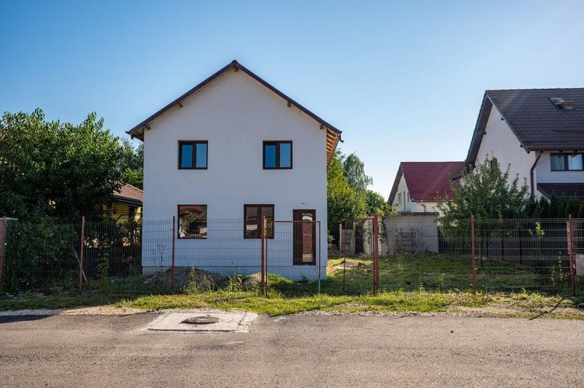 Casă cu 4 camere în Bartolomeu