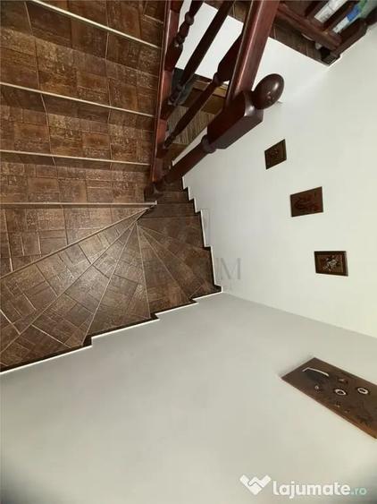 MOSNITA - 4 CAMERE - CASA INDIVIDUALA -PANOURI SOLARE - 4