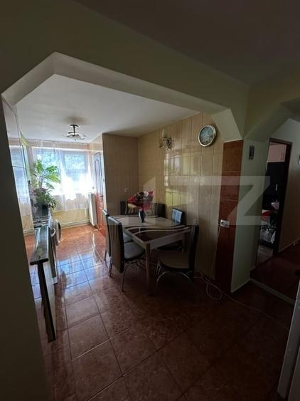 Apartament cu 2 camere decomandat, mobilat în Năsăud