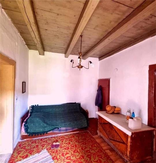 Casă individuală cu 4 camere cu Teren 720 Mp în Jibert