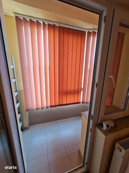 Apartament cu 2 camere decomandat în Băncilor