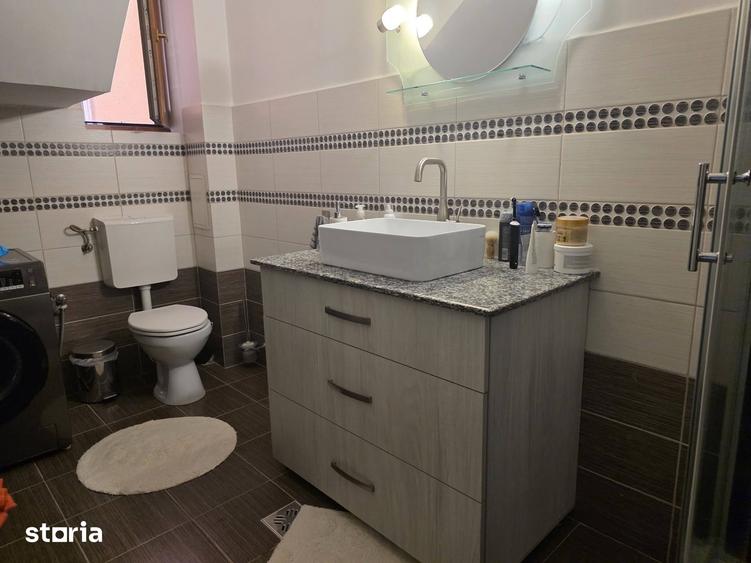 Casă cu 4 camere cu Teren 889 Mp în Oșorhei
