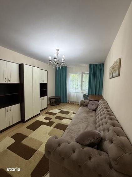 Apartament cu 2 camere decomandat în Nicolina
