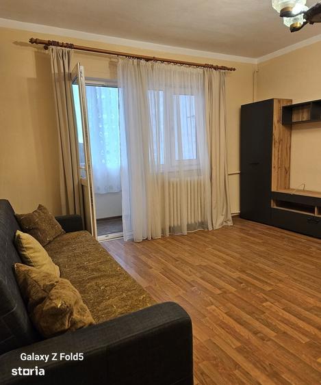 Apartament cu 2 camere semidecomandat în Nufărul