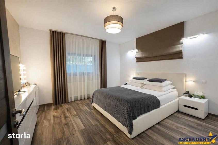 Casă cu 4 camere cu Teren 1620 Mp în Livezeni