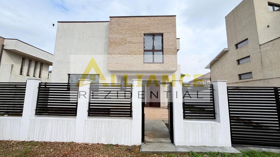 Casă individuală cu 5 camere cu Teren 300 Mp în Berceni