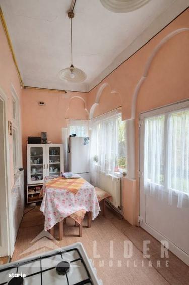 Casă cu 2 camere cu Teren 439 Mp în Gheorgheni