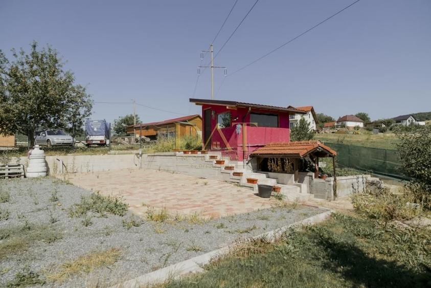 Casă individuală cu 4 camere cu Garaj în Feleacu