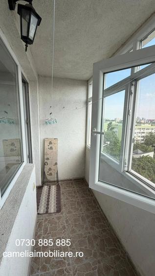 Apartament cu 3 camere semidecomandat în Mărășești