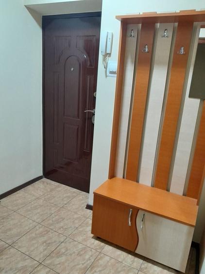 Garsonieră decomandată, mobilată în Barieră